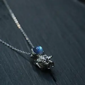 Labradorite Astronaut Pendant Necklace - 18 Inches