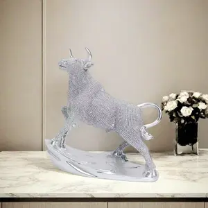 Wall Street Bull Statue Resin Craft, Office and Home Decor, Decorative Sculptures, Feng Shui Sculpture, Desktop Decoration, Wealth Collection, Opening Gift