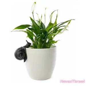 Creative Snail Garden Ornament, Plant Pot Decor, Outdoor Decor Supplies for Patio and Lawn