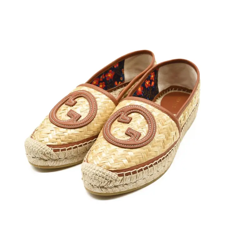 Pre-owned GUCCI Adela GG Raffia Espadrilles US 6.5