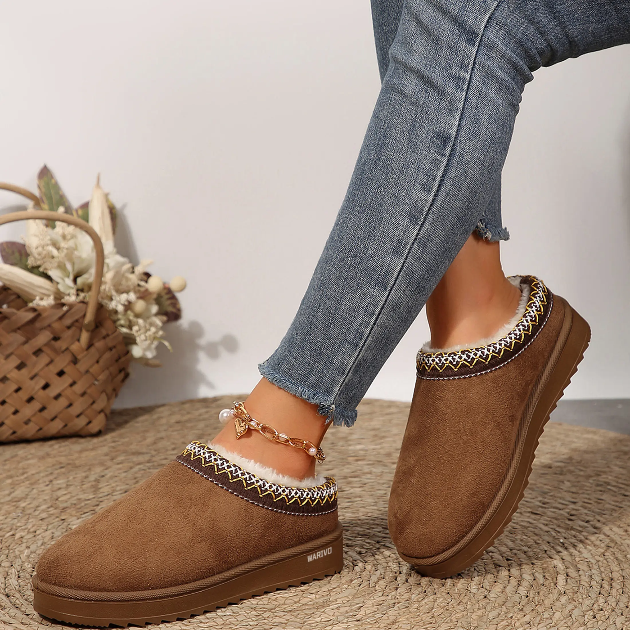 Thick Sole Anti - Slip Warm Winter Women’s Slippers Fuzzy Fleece Lining Embroidered Trim Snow Boot House Cozy Indoor Outdoor Shoes Non Slip Clogs Non Slip Cloud