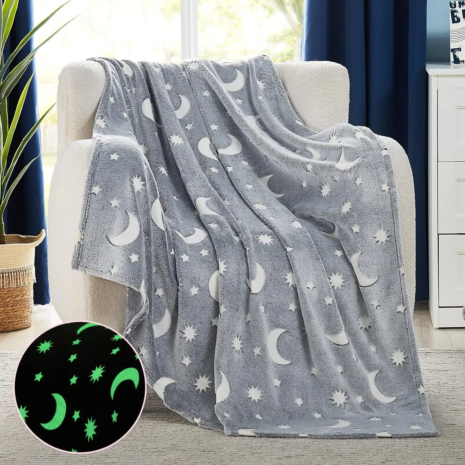 Star & Moon Pattern Blanket, 1 Count Soft Comfortable Glow in The Dark Throw Blanket, Cool Bedroom Bedding Blankets for Home Office Travel, Flannel Blankets