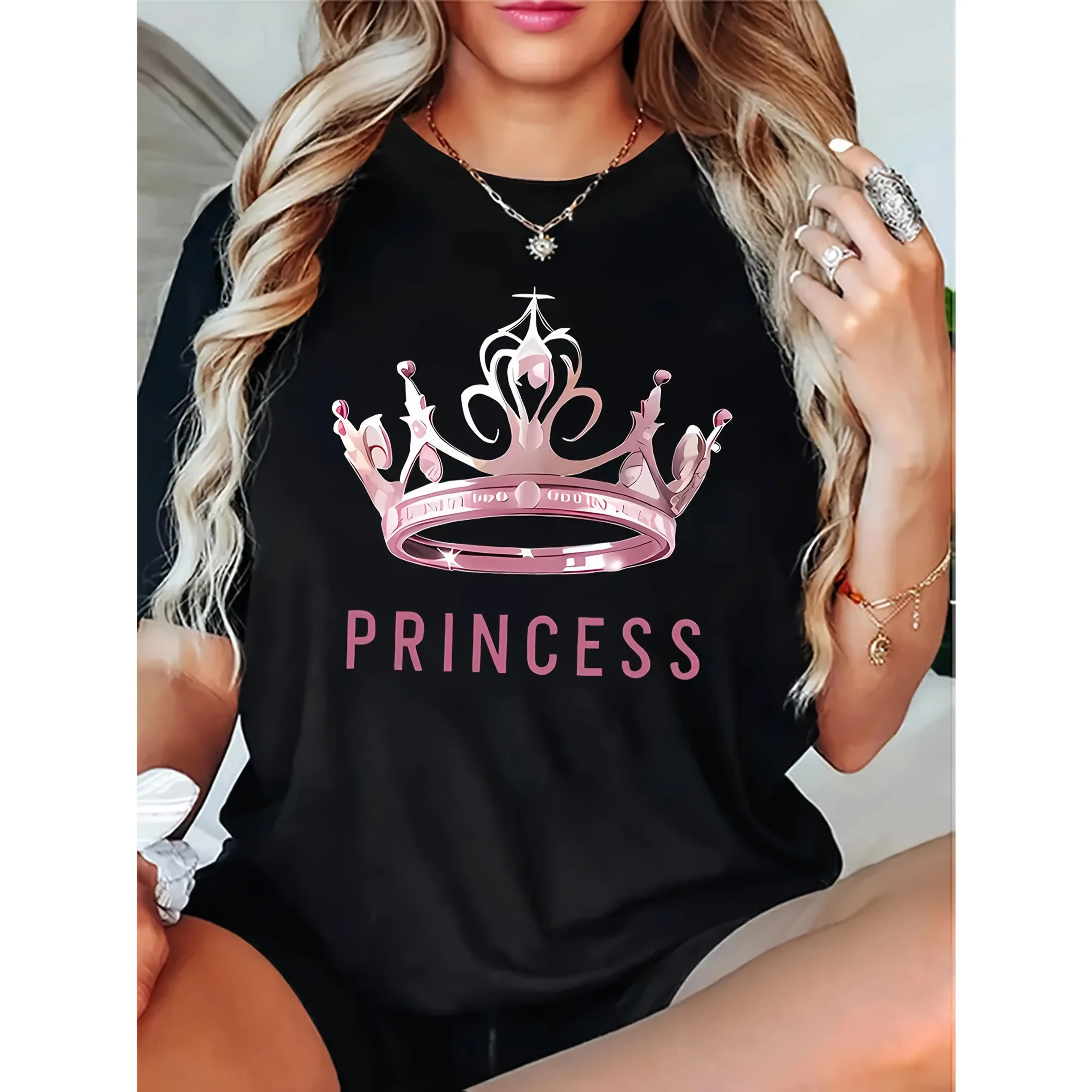 Women's Pink Princess Crown & Letter Graphic T-Shirt - Soft Stretchy Short Sleeve Round Neck Casual Summer & autumn  Top, Machine Washable Sporty Leisure Tee for Everyday Comfort, Relaxed Fit Shirt,  Comfortable Material, Fashion Lovers, Cute Design,