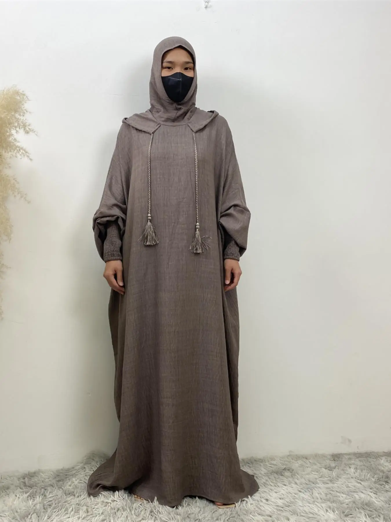 Women's Solid Color Batwing Sleeve Drawstring Hooded Dress, Casual Shirred Cuff Long Sleeve Dress for Spring & Fall, Women's Islamic Clothing for Dail