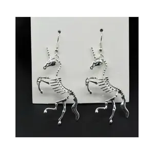 Unicorn-designed earrings, retro punk style, unique and fashionable women's jewelry, Valentine's Day and Mother's Day gifts