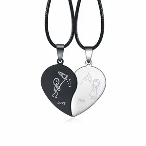 Love Couple Necklace Hand in Hand Pattern Two-Piece Clavicle Necklace