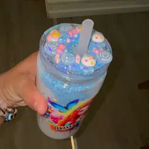 Frosty blue snow globe 20oz