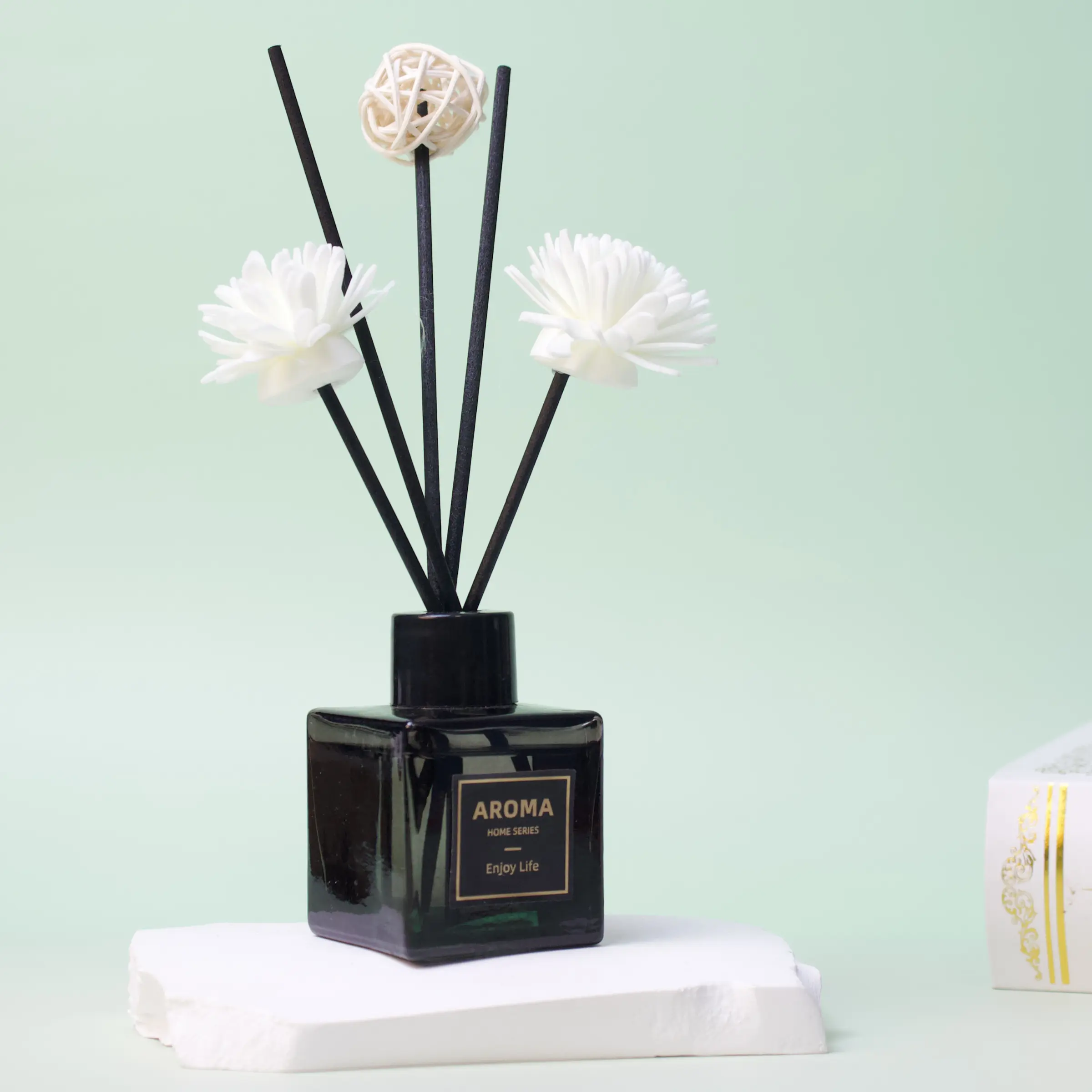 50ml Reed Diffuser with Stick, Aromatherapy Essential Oil Diffuser, Air Fragrance Diffuser, Home Fragrance Reed Diffuser, Scented for Bathroom, Bedroom, Living Room, Office, Room Scents, Aromatherapy Home Fragrances