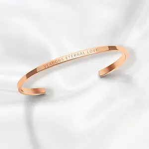 Women's elegant fashion bracelet: adjustable size, stylish elegant design, women's fashion jewelry