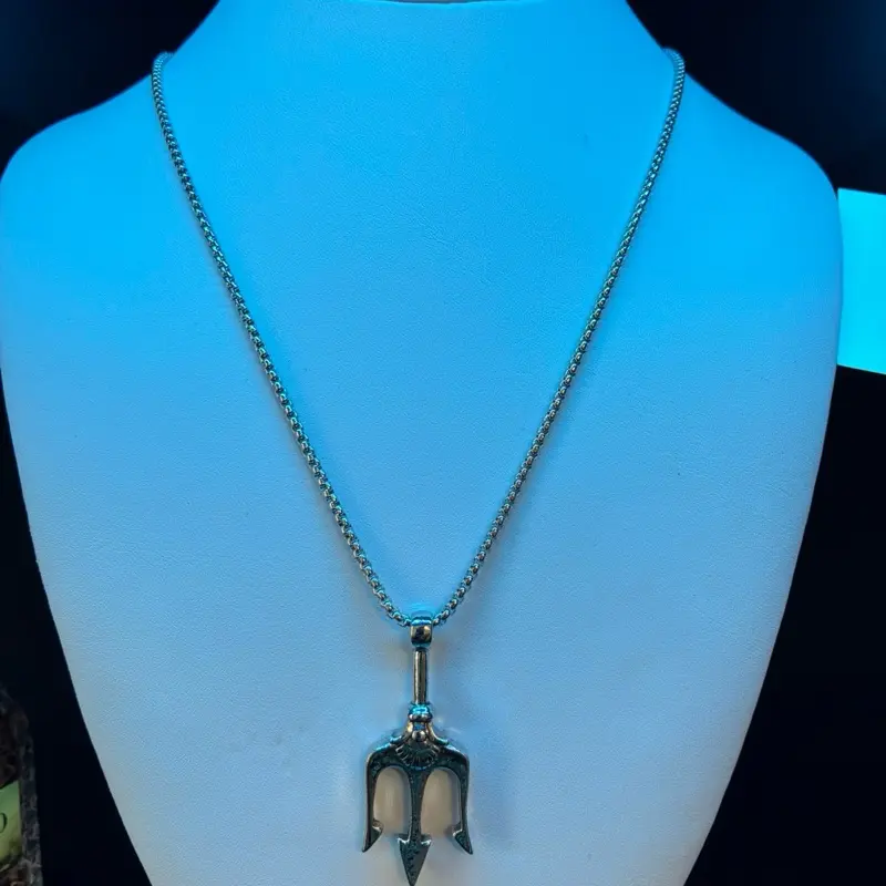 Trident Pendant Silver Necklace
