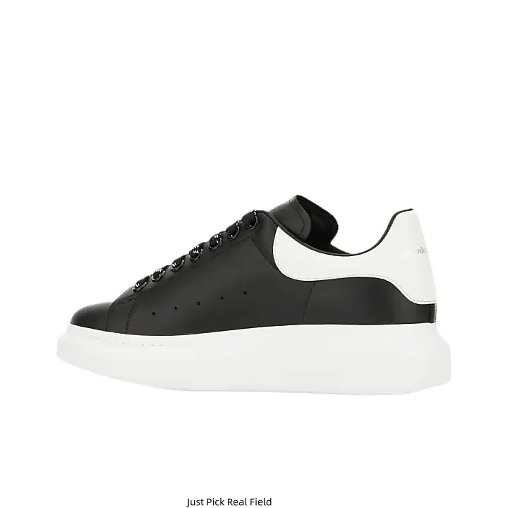 Unisex Black White Chunky Platform Leather Sneakers, minimalist low-top two-tone style, cushioned thick midsole for all-day comfort, great for daily commuting, street looks, easy to match jeans and casual outfits for both men and women
