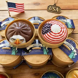 [Blind Box - 1/2/3PCS] Dumplings Slow Rising Squishy Blind Box with Steamer Basket, Independence Day Themed Stress-relieving Squeeze Toy Set, Simulated Steamed Bun Squeeze Toy for ADHD, Party Favor Gift