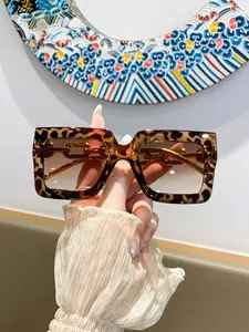 Women's Plastic Square Glasses, Unique Simple Trendy Floral Modern Cool Fashion, Suitable for Daily Wear Parties Tea Time Vacation Shopping