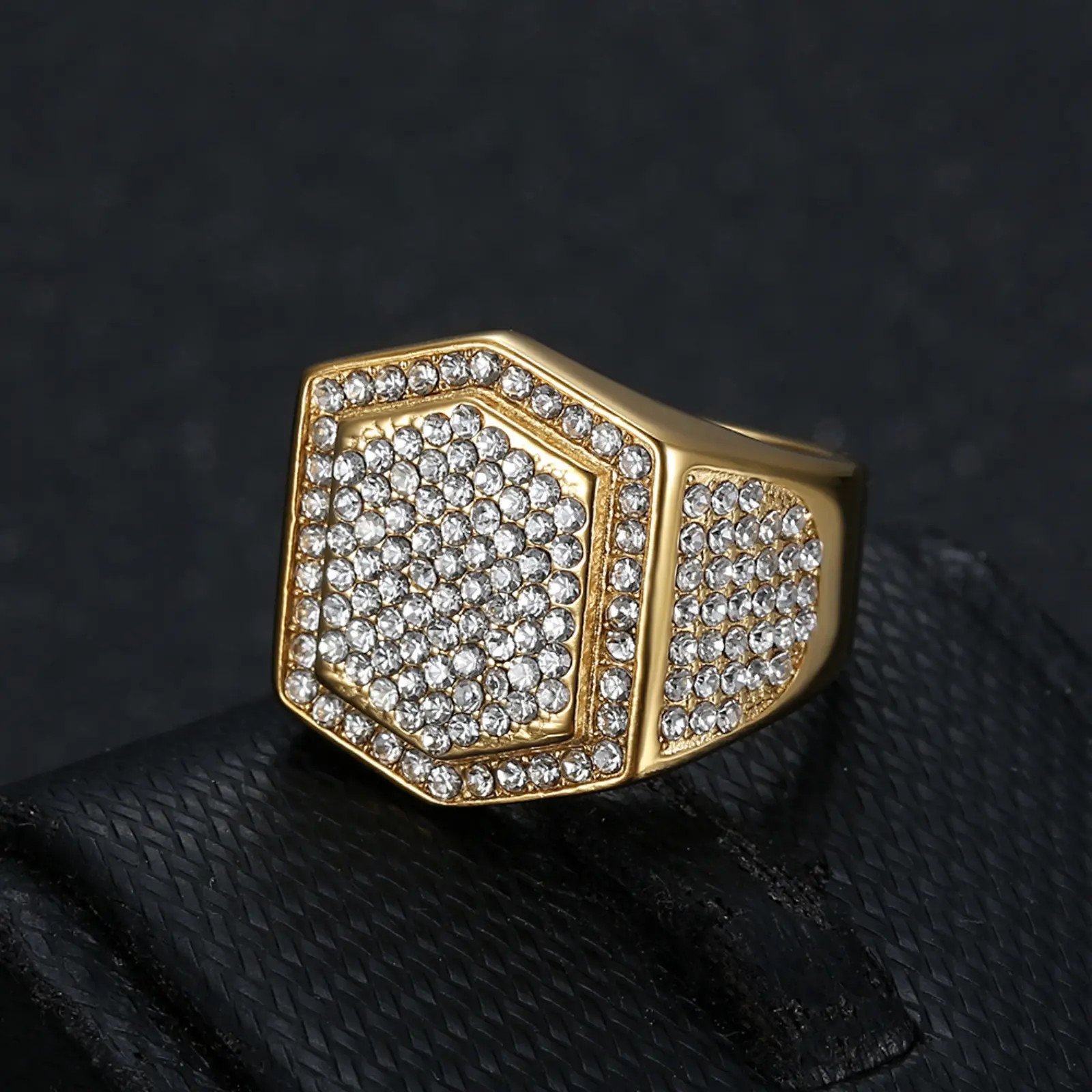 Men's Elegant Rhinestone Ring - Geometric Stainless Steel Band, Cubic Zirconia Inlay, Modern Minimalist Light Luxury Accessory, Ideal for Weddings, Anniversary Gifts