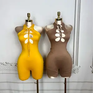 SHOWY Cutout romper