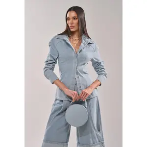 FEEL FREE STRIPE BUTTON DOWN