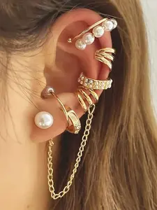 8Pcs Gold Ear Cuffs Earrings Set for Women Non Piercing,14K Gold Plated Tassel Chain Pearl Ear Clip Adjustable Cubic Zirconia Sparkling Round Huggie Ear Cuff Fake Earrings Punk Jewelry Gifts