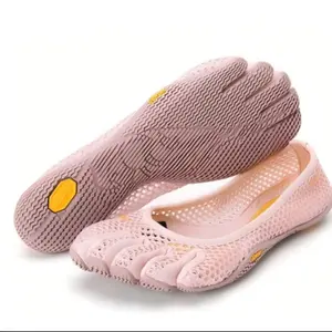 Women's Breathable Mesh Five-finger shoes Yoga , Non-Slip Barefoot Ballet Flats for Pilates & Daily Wear