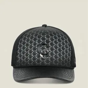 Gorra CUADRA en piel en 2 distintos colores