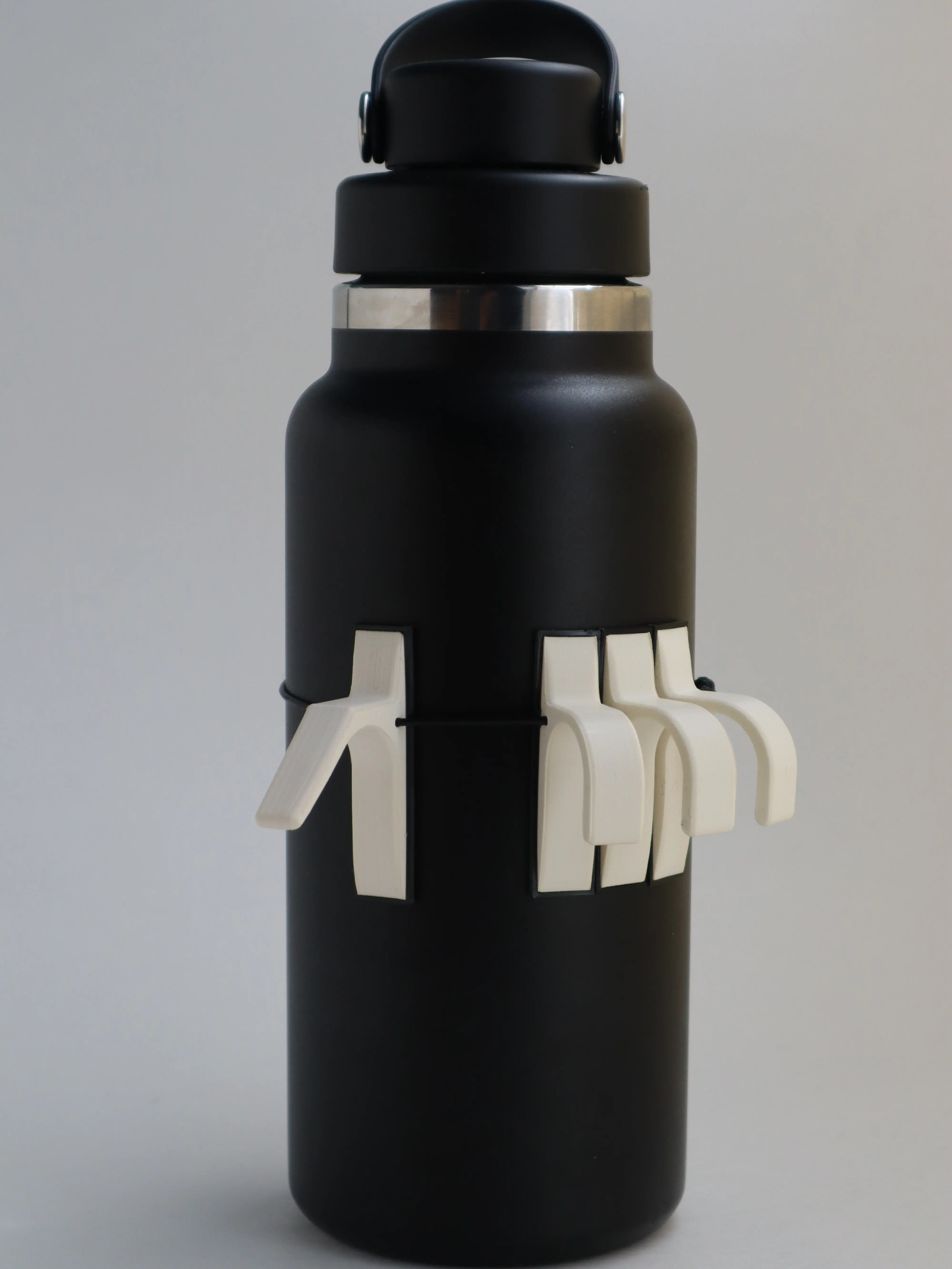 Water Bottle Grip for Weak Hands — Hang, Don't Pinch | Low-Squeeze Hold for Arthritis & Seniors | Removable, No Adhesive | Ridge Grip