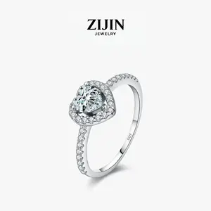 S925 pure silver moissanite shining heart-shaped ring - women's accessory.The best Valentine's Day gift or birthday present.Give it to the one you love the most.