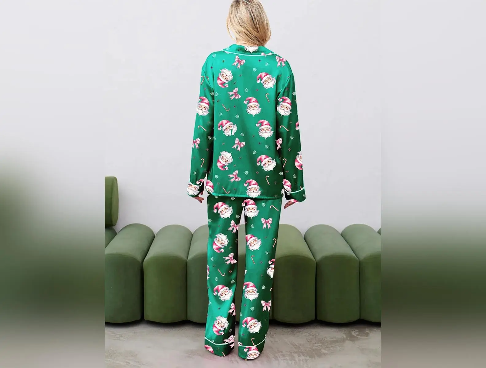 Women s Christmas Pajama Set Reindeer Print Long Sleeve Top with Matching Bottoms for Cozy Holiday Loungewear