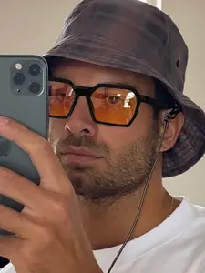 Unisex Casual Geometric Colorblock Sunglasses, Lightweight Durable Fashion Accessory, Perfect for Vacation Leisure Style Gifts