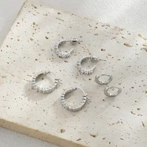 Women's Fashion Gold & Silver Hoop Earrings, 14K Real Gold Plated Cute Small Stud Earrings, Non-Fade Daily Jewelry for Ladies