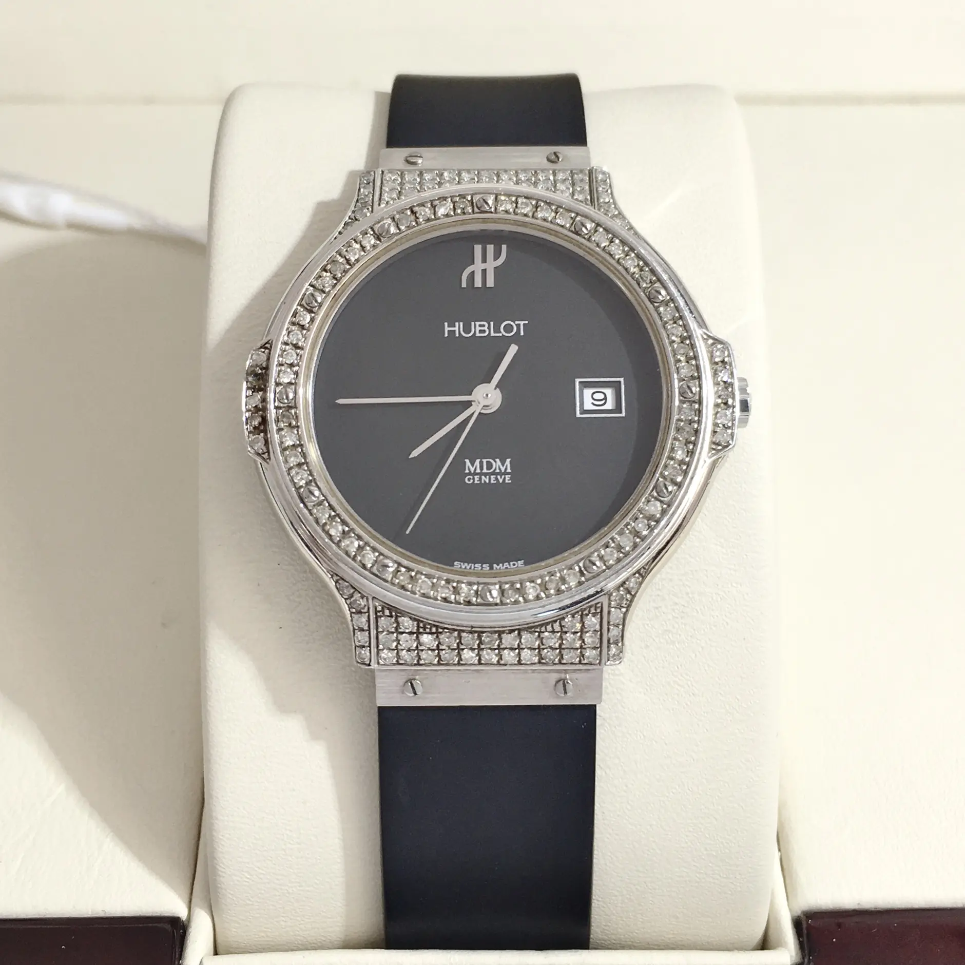 HUBLOT  R8089 Alloy/jade/diamond/gemstone, etc Quartz Watches C13626060993 0812 SZTK-Allison
