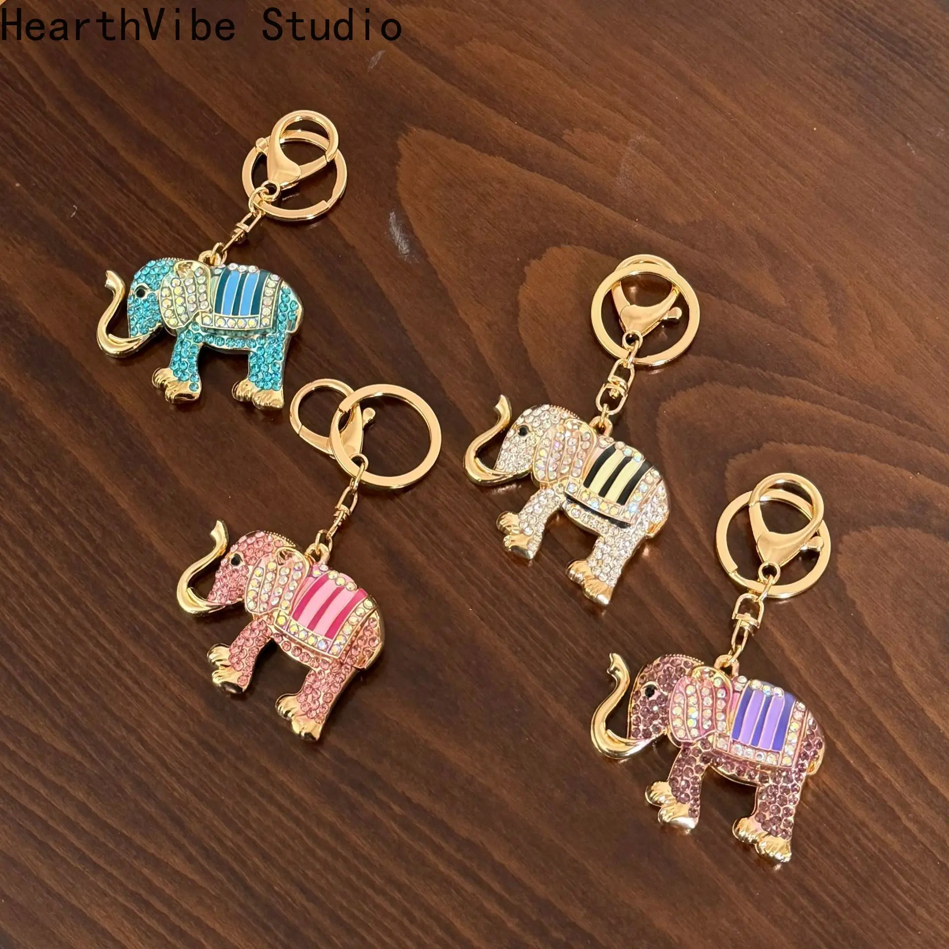 Glitter Elephant Keychain with Crystal Rhinestones, Casual Animal Bag Charm, Glamorous Pendant for Women, Holiday Souvenir, Bling Bling Keychains, Keychain Jewelry