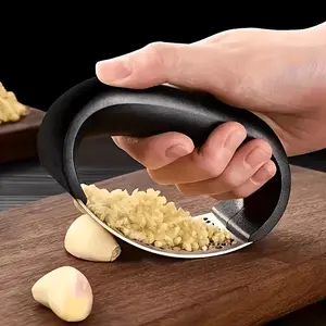 1pc Stainless Steel Garlic Press Rocker - High-grade Stainless Steel Garlic Press Lever - Garlic Crusher with Comfortable Grip Garlic Grinder - Ergonomic - Easier - Practical Kitchen Gadget