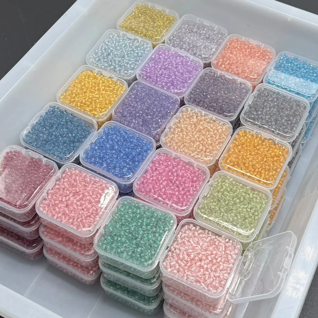 3mm Pink Base Dye-Core Faceted Beads a set[20 colo