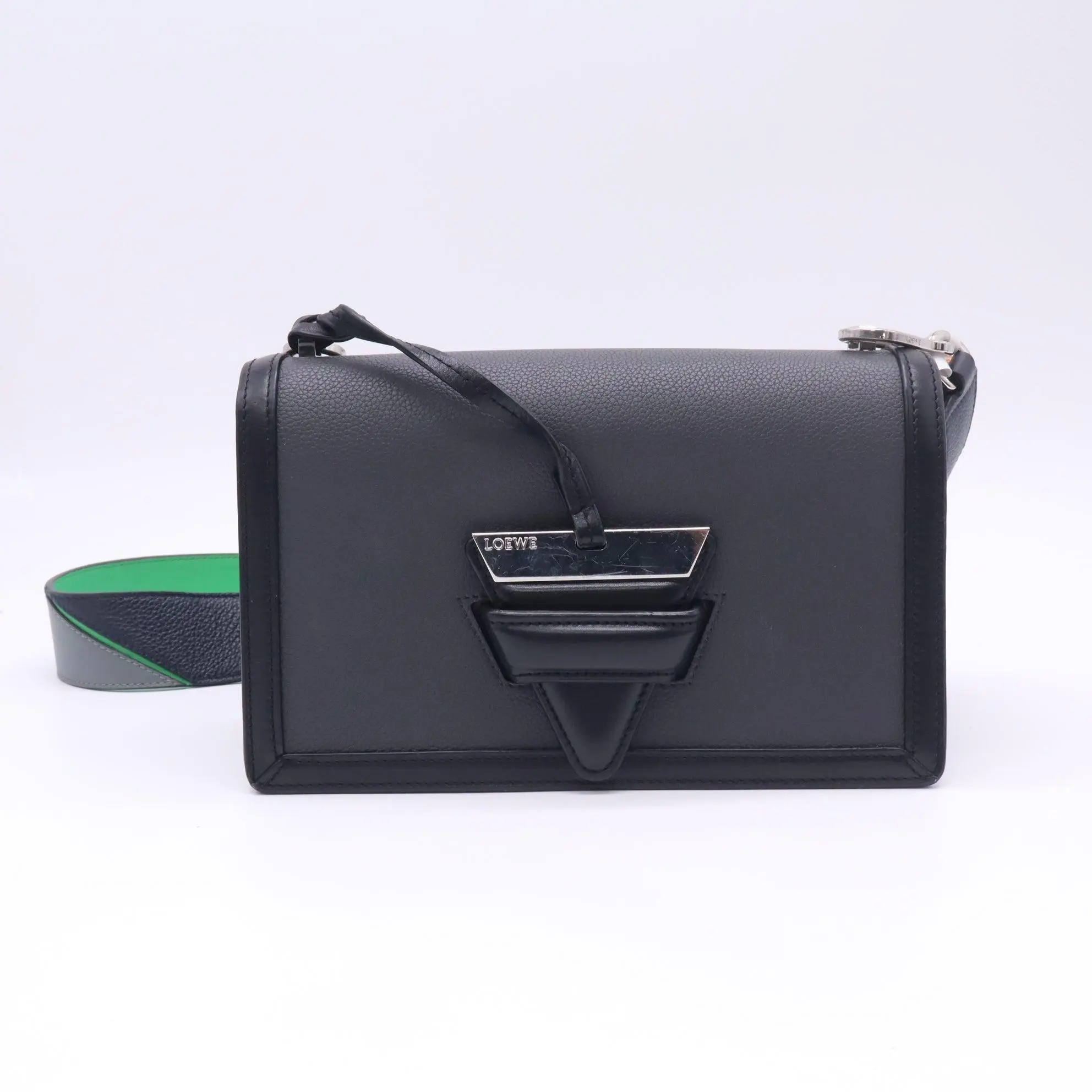Pre-owned Loewe Leather Crossbody Bag Medium Barcelona Bag twins B23596