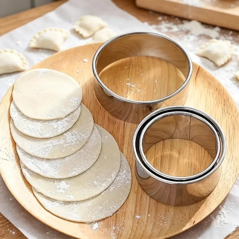 3-piece stainless steel dumpling skin cutting machine set, with smooth and durable edges, easy to disassemble, can make perfect circular dumpling packaging, dumpling and cookie dough, a must-have kitchen tool for home cooking and baking