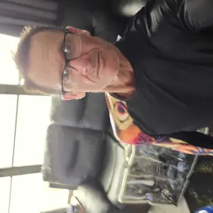 Men's Graphic Print UPF 50+ Sun Protection Rashguard, Quick Drying Long Sleeve Surf Swimming Shirt for Hiking Fishing Summing Surfing Base-layer Splice, Men's Sportswear for Outdoor Activities, Lightweight Rash Guards