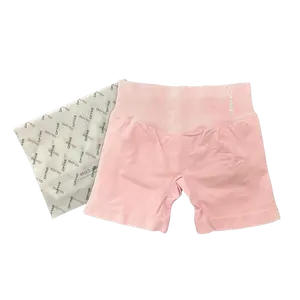 DFYNE's best-selling three-piece high-waisted shorts feature a hip-lifting design, making them perfect for running, fitness, and yoga.