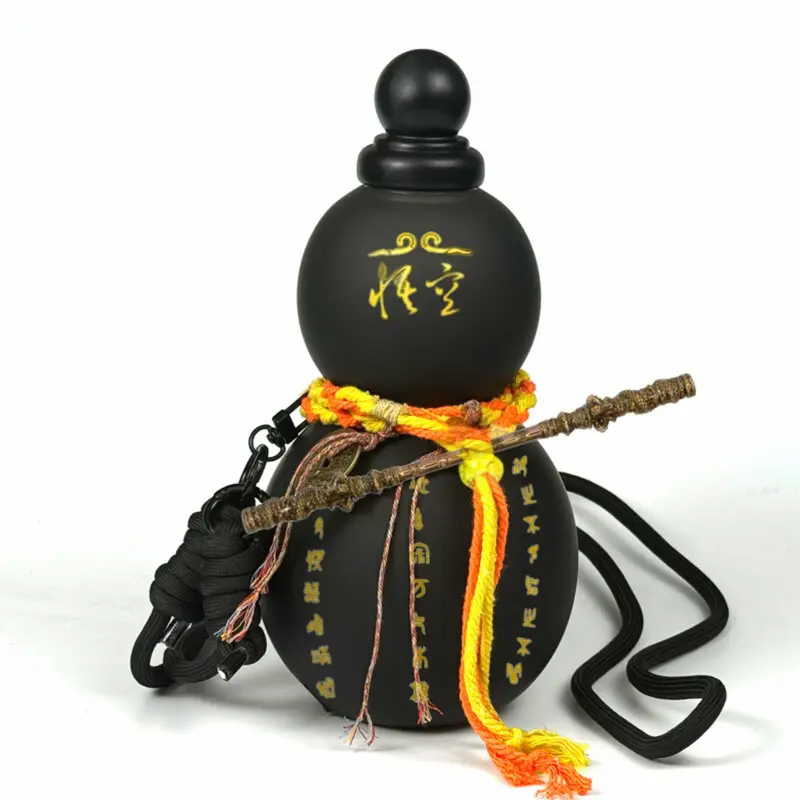 Retro Black Myth Wukong Figure-Themed 28oz/850ml Tritan BPA-Free Reusable Travel Water Bottle Flask, Bronze Cloud Staff Jingubang Accent, Straps, Gourd Design, Personalized Carrier for Sports (Home Supplies)