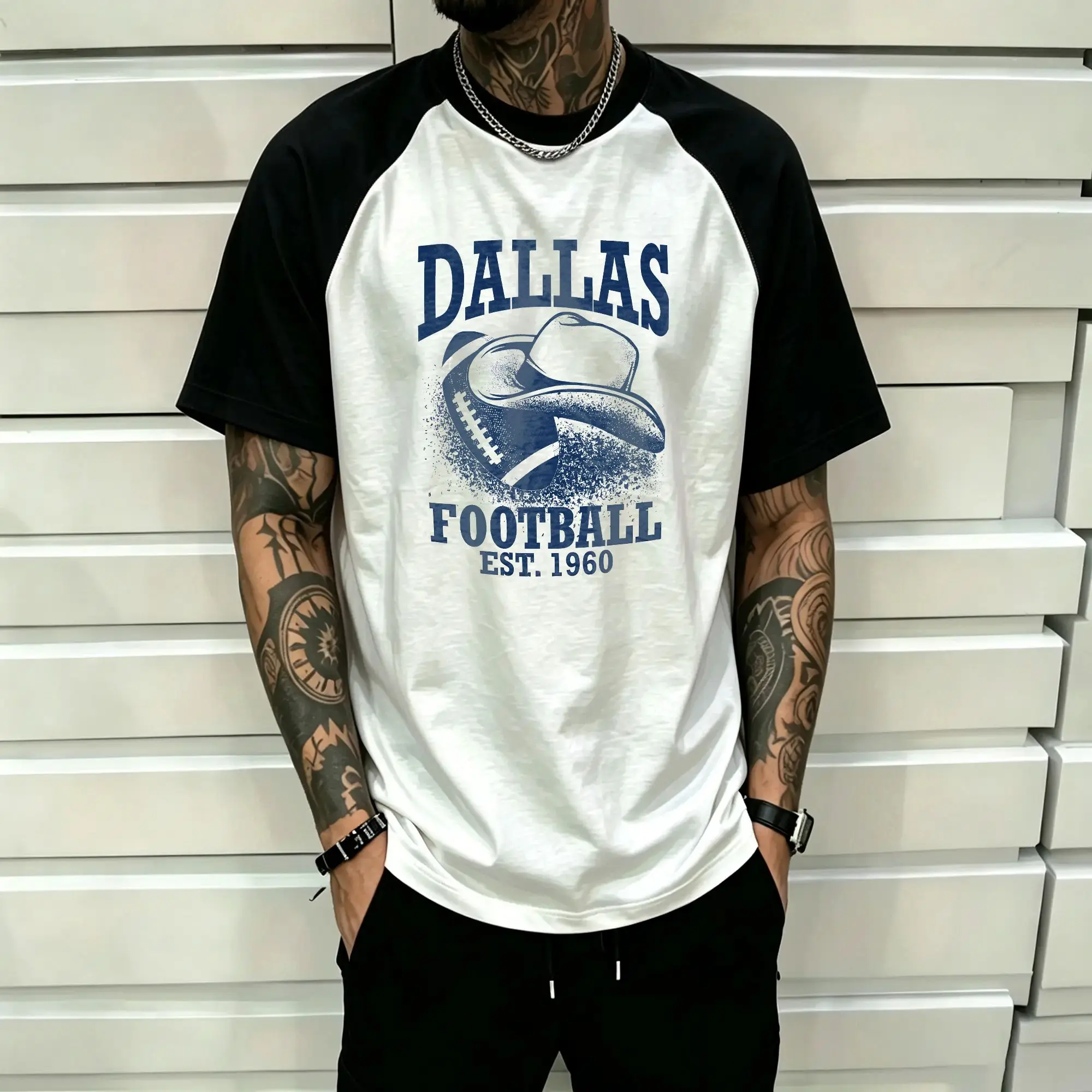 Quick-drying Polyester Material - Men's Dallas Football Vintage Graphic Raglan T-Shirt Retro Cowboy Print Short Sleeve Tee Gift For Football Fans
