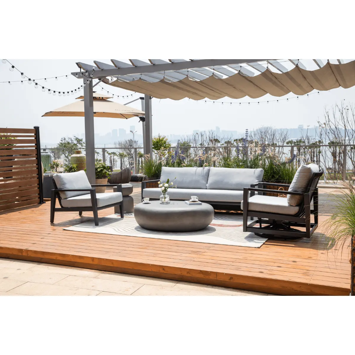 Laguna Sectional Sofa