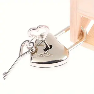 1PS love lock, heart-shaped padlock. cute mini. hardware lock, small lock, cartoon lock. exquisite. suitable for hanging ornaments. schoolbags. very suitable for Halloween, Valentine's Day, back-to-school season, birthday gifts.