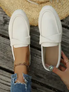 New Women's Fashion Slip-On Shoes, Slip On Loafers, Size 36-43, Spring & Fall, Casual Flat Shoes, Pointed Toe, Bow Design, Vintage Style, All Seasons
