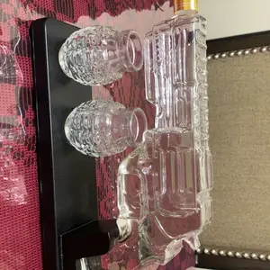 Kollea Valentine's Day Gifts New Year Gifts Whiskey Decanter with Grenade-Shaped Shot Glasses, 12.83oz Decanter Set for Men, Father, Husband, Boyfriend & Military Enthusiasts, Premium Lead-Free Glass, Wooden Stand, Luxury Gift Box