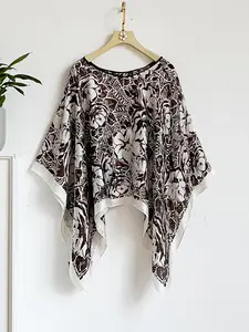 French Luxury Floral Print Silk Feel Shawl, Windproof Sandproof Casual Soft Scarf, Fashionable Versatile Wrap for Stylish, Floral Pattern Shawl
