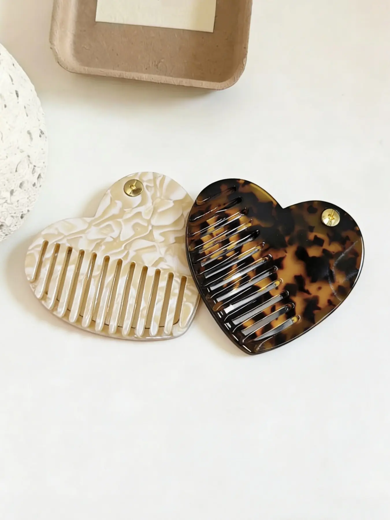 Portable Acetate Heart Mirror Comb Set, Hair Styling Combs, Hair Styling Tools, Hair Care Comb, Anti-Static Wide Tooth Hair Brush, Sliding Cover Design, Ideal for Daily Use and Travel