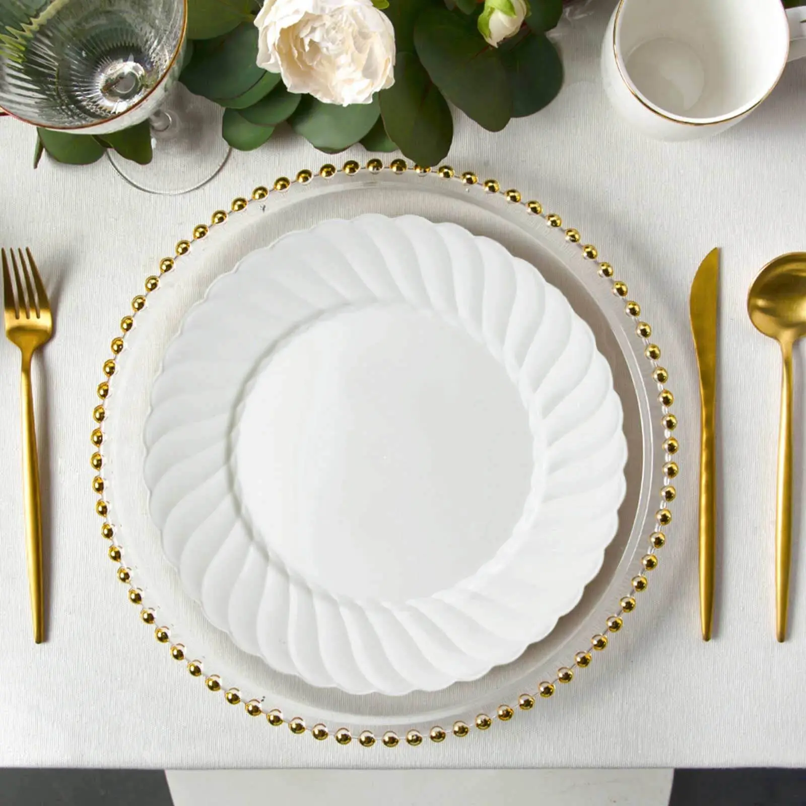 Disposable Plates, 12-Pack Round Shape 10 Inches Glossy White Plastic Dinner Plates with Swirl Rim for Wedding, Party Use, Dessert