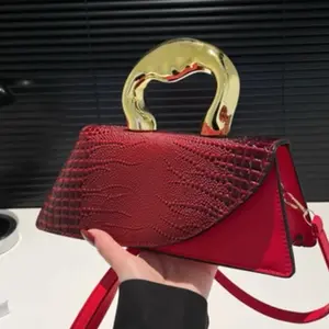 Women's Fashion Irregular Crocodile Pattern PU Leather Shoulder Bag Sculptural Gold Metal Handle Small Square Crossbody Handbag For Daily Party