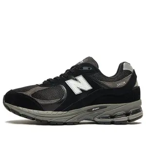 New Balance 2002R 'Black' M2002RR1