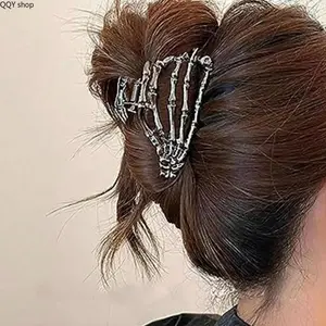 Punk Skull Hair Claw Clip, Edgy Gothic Women’s Hair Accessories, Trendy Skull Design Claw Clips, Strong Hold & Durable Structure, Retro All-Match Styling Decor, Versatile Daily Essentials for Casual Looks, Streetwear, Party and Goth Fashion Outfits tiktok
