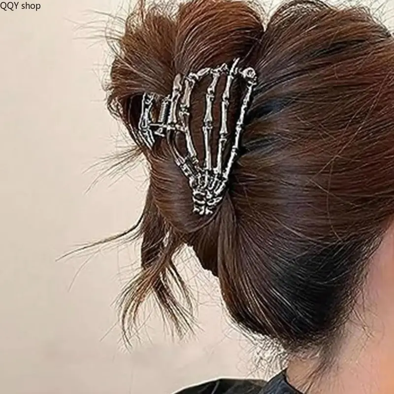 Punk Skull Hair Claw Clip, Edgy Gothic Women’s Hair Accessories, Trendy Skull Design Claw Clips, Strong Hold & Durable Structure, Retro All-Match Styling Decor, Versatile Daily Essentials for Casual Looks, Streetwear, Party and Goth Fashion Outfits tiktok