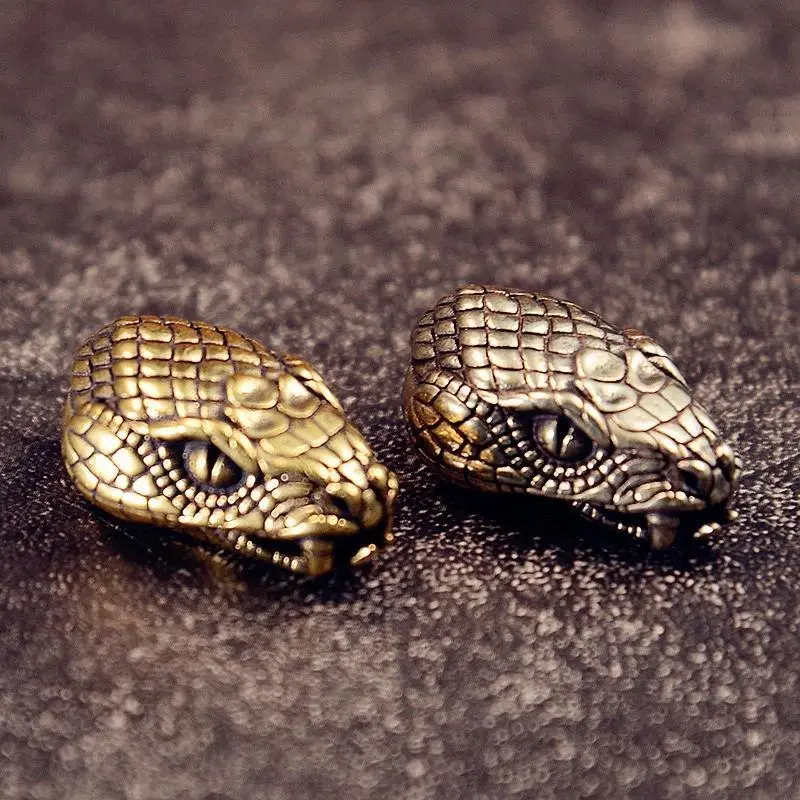 Snake Head Brass Buckle EDC Paracord Pendant Fidget Toy - Safe Materials Phthalate-Free BPA-Free DIY Woven Accessory, Brain Novelty Fidget Bendables for Adults Outdoor Use